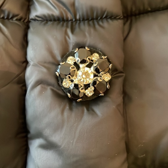 Puffer jacket with jewel snap buttons and zipper closure - Picture 5 of 5